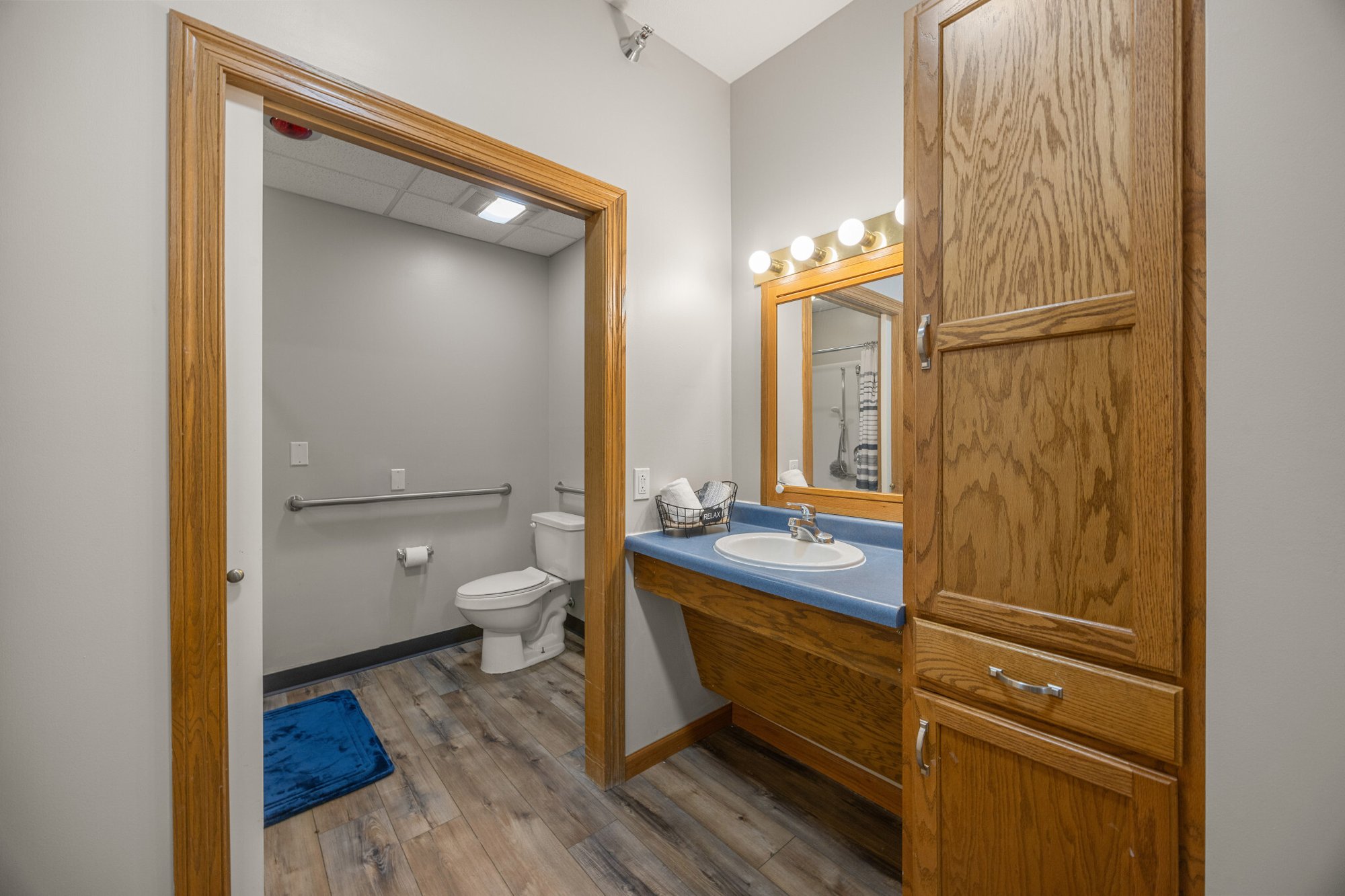 3000_West_Madison_Avenue_036