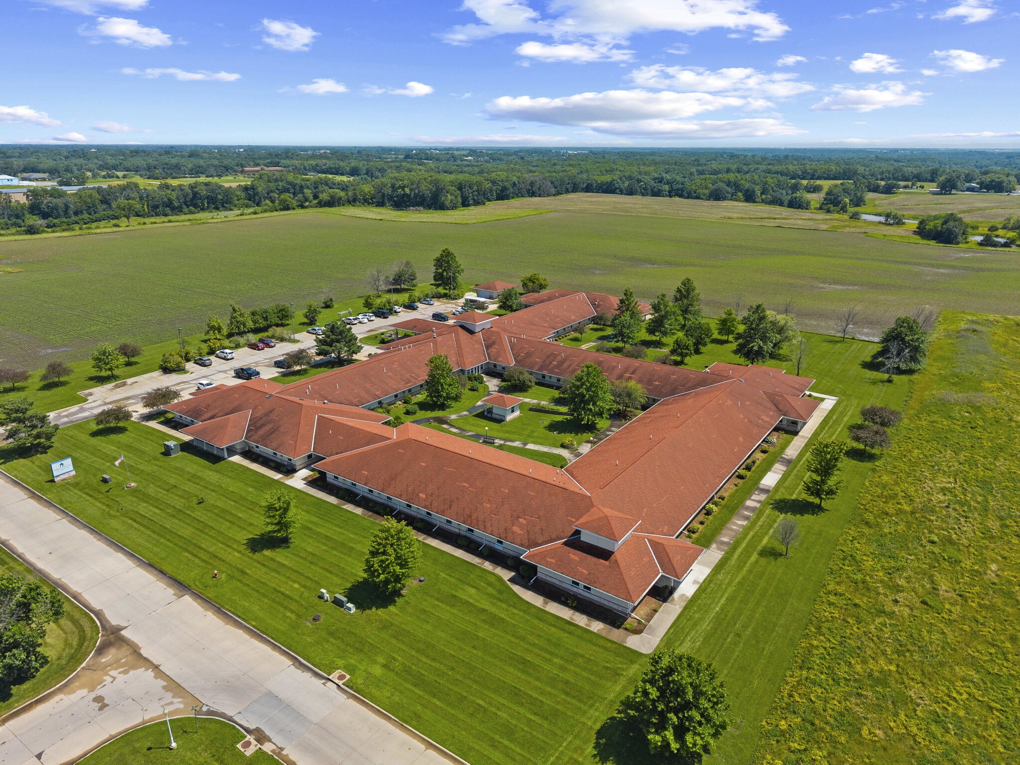 Drone_3000_West_Madison_Avenue_009 (3)